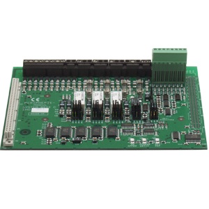 Scheda periferica con 3 relè  ed estensione 1 micromodulo 8000