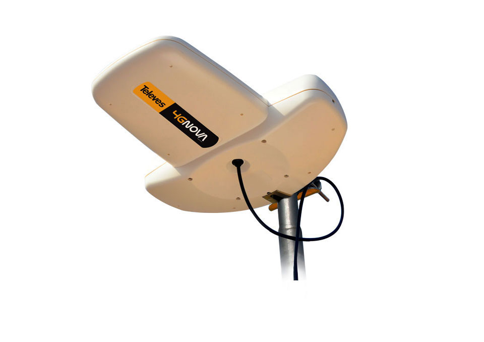 ANT. 4GNOVA (0,7..0,96/1,7..2,7GHz) G7dBi "SMA"