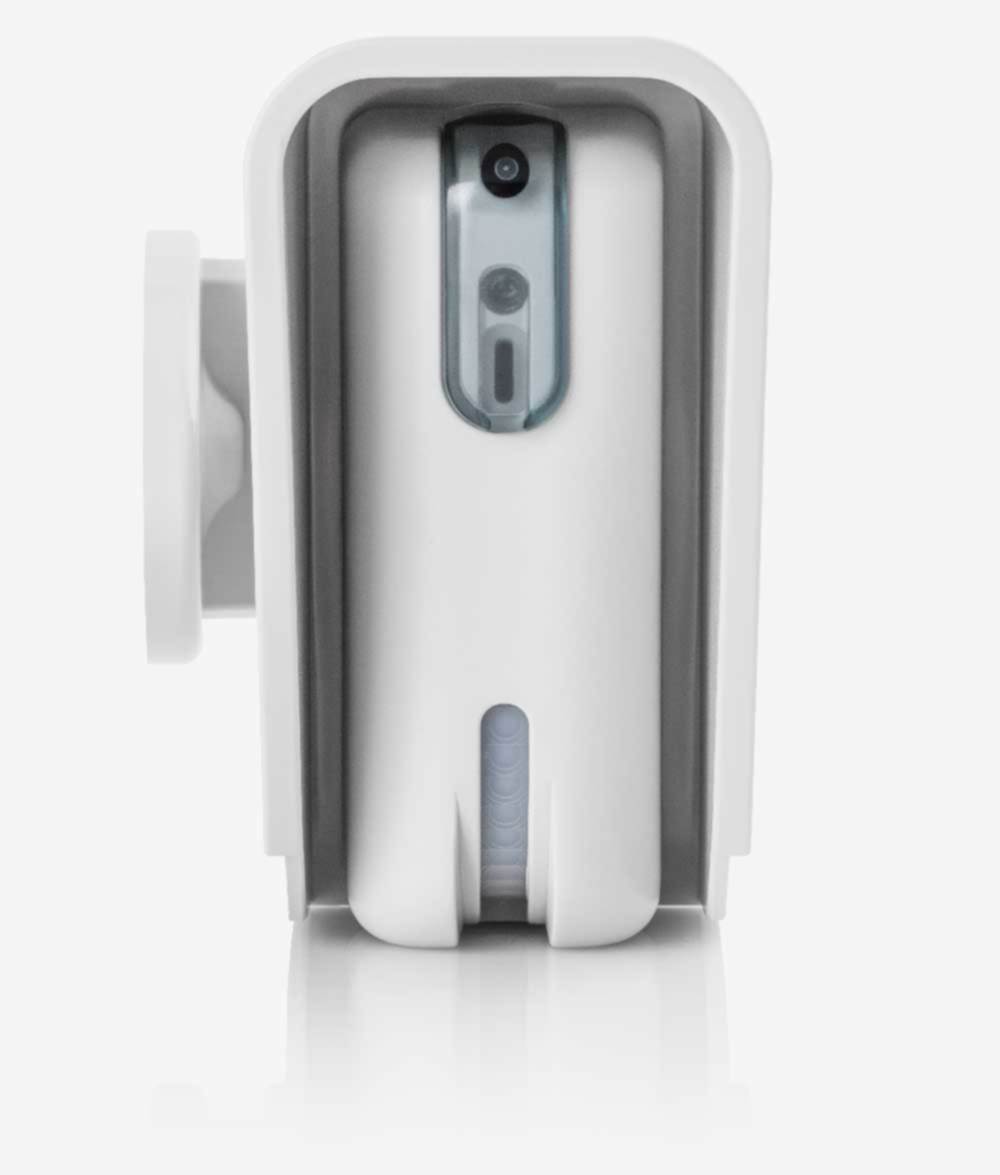 Rilevatore a tenda per esterno doppia tecnologia (MW+PIR), con
anti-mascheramento e anti-accecamento. IP65, ideale per i