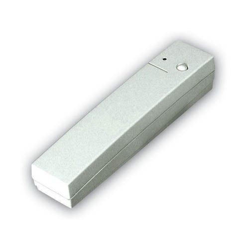 Trasmettitore universale per contatti. Dotato di reed interno e magnete
per l'installazione diretta su porte e finestre