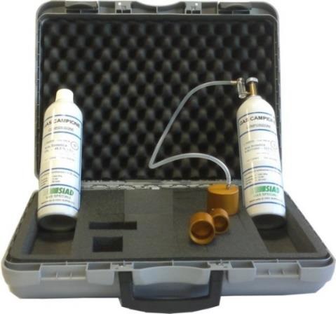 Valigetta di test contenente valvola con flussometro ed adattatore per
far fluire gas al rilevatore.