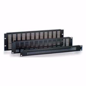 Pannello con fresature per aerazione - 4 unità rack 19"