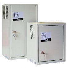 Alimentatore switching a 13,8 V 5 A  BOX 450x260x205