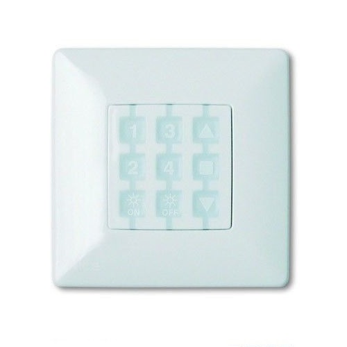 Supporti a parete forma quadrata, colore bianco.