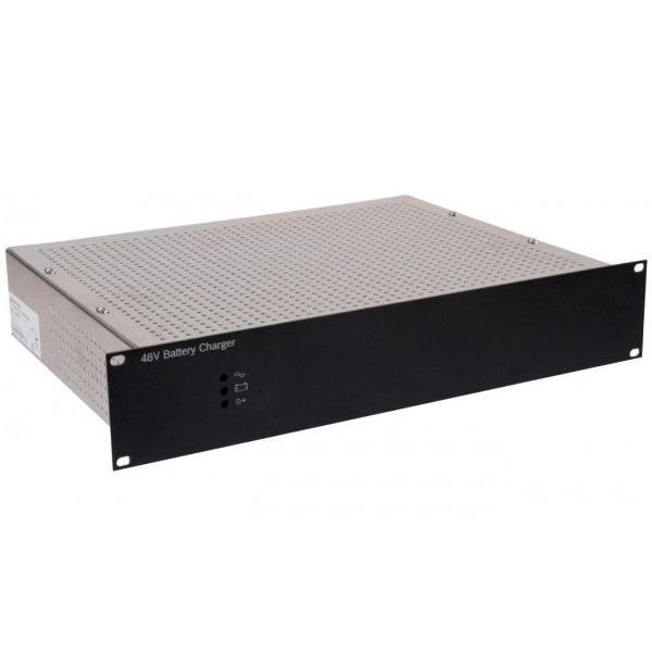 Alimentatore 24V DC serie Plena, batterie a tampone escluse.  Conforme
alla norma CEI EN60849.
