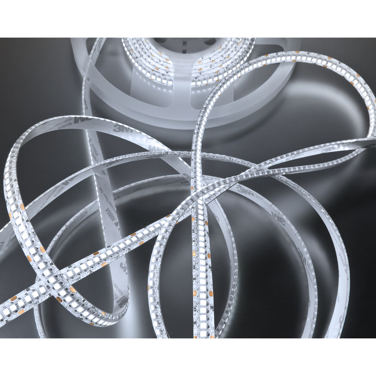 XRIBO Striscia flessibile a LED Potenza: 22 W/m, Luminosità: 2705 lm/m,
Bianco Caldo 3000 K, per interni (IP20). Lunghezza Totale 5 m