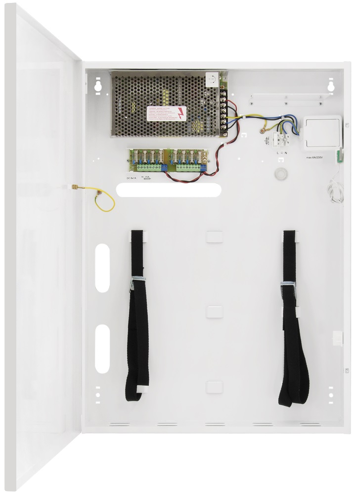 Contenitore DVR-NVR fissagio verticale con alimentatore per telecamera
8 uscite da 1 A 12 V