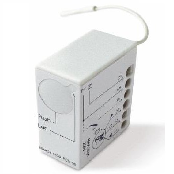 Centralina miniaturizzata per il comando di impianti di illuminazione,
con ricevitore radio e commutatori integrati