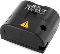 Alimentatore da rete elettrica 230 Vca / 4,5 Vcc per centrale d allarme
DAITEM e-nova.
